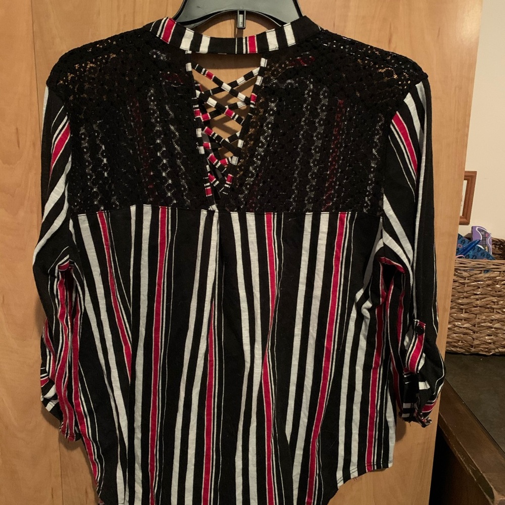 Blouse - Picture 2 of 2